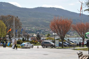 La Piazza